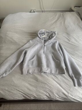 Women's Light Gray Half-Zip Hoodie Sweatshirt